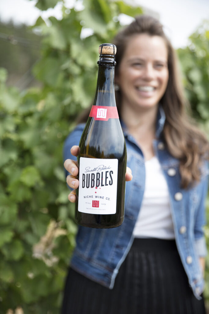 Niche-Wine-Company-Bubbles-Joanna-Schlosser